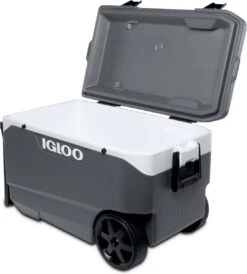 Igloo Latitude 90 Roller - Grote Koelbox Op Wielen - 85 Liter - Grijs 6 Igloo Latitude 90 Roller - Grote Koelbox Op Wielen - 85 Liter - Grijs -Bo-Camp Verkoop 1082x1200 9