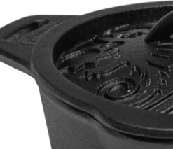 Petromax KR1 Gietijzeren Steelpan Met Deksel (1 Liter) -Bo-Camp Verkoop 1200x1035 2