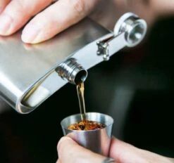 6x Rvs Shot Bekertjes - Borrelglaasjes - Thee/ Koffie Beker - Shotjes Met Leren Case - Bekers 30 ML -Bo-Camp Verkoop 1200x1126 5