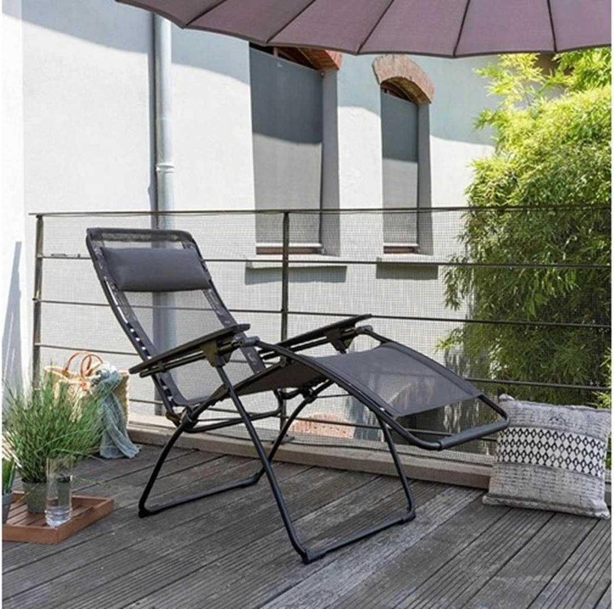 Lafuma RSXA Clip - Relaxstoel - Verstelbaar - Inklapbaar - Zero Gravity - Moss Lafuma RSXA Clip - Relaxstoel - Verstelbaar - Inklapbaar - Zero Gravity - Moss -Bo-Camp Verkoop 1200x1191 2