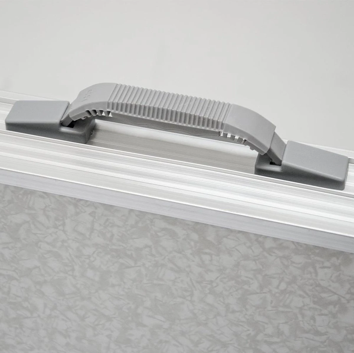 Inklapbare, in hoogte verstelbare campingtafel 120x60x70cm incl. 4 inklapbare krukken Campingtafel s Inklapbare, In Hoogte Verstelbare Campingtafel 120x60x70cm Incl. 4 Inklapbare Krukken Campingtafel S -Bo-Camp Verkoop 1200x1198 7