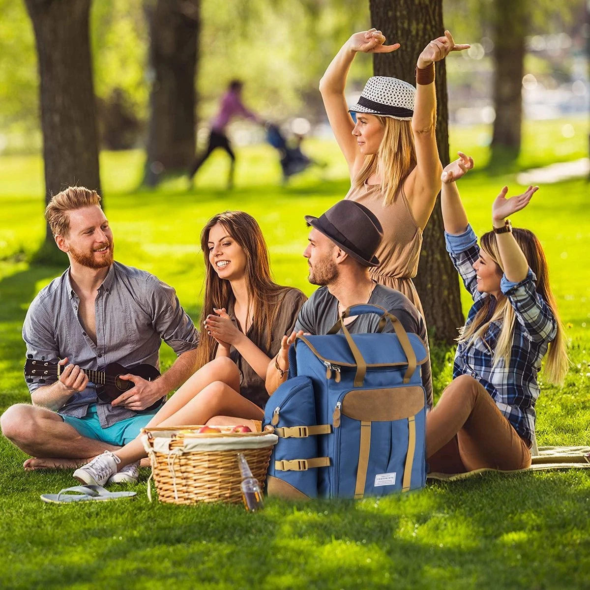 Cabinmax Koeltas - Koelrugzak - Picknick - Picknicktas met Flessenhouder - Koelrugtas 24L - Olive Green Cabinmax Koeltas - Koelrugzak - Picknick - Picknicktas Met Flessenhouder - Koelrugtas 24L - Olive Green -Bo-Camp Verkoop 1200x1200 1472