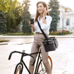 Packaway 4 Laags Geïsoleerde Koeltas - Lunchtas 15 Liter - Grijs -Bo-Camp Verkoop 1200x1200 1566