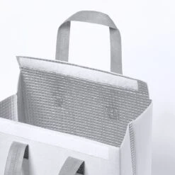 Merkloos Koeltas - Lunchtas - Koeltasje Lunch - Koelelementen - Isolatie - Volwassenen - Dames - Heren - Klittenbandsluiting - 23 X 29 Cm - Kunststof - Aluminium - Wit -Bo-Camp Verkoop 1200x1200 1695