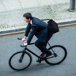 Brisby 4 Laags Geïsoleerde Koeltas - Lunchtas 12 Liter - Extra Ruimte Uitvouwbaar- Zwart 7 Brisby 4 Laags Geïsoleerde Koeltas - Lunchtas 12 Liter - Extra Ruimte Uitvouwbaar- Zwart -Bo-Camp Verkoop 1200x1200 1698