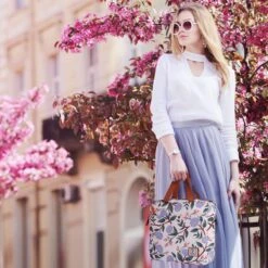 Brisby 4 Laags Geïsoleerde Koeltas - Lunchtas 7 Liter - Bloemetjes Wit -Bo-Camp Verkoop 1200x1200 1726