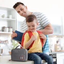 Brisby 4 Laags Geïsoleerde Koeltas - Lunchtas 1.5 Liter - Lichtgrijs -Bo-Camp Verkoop 1200x1200 1827