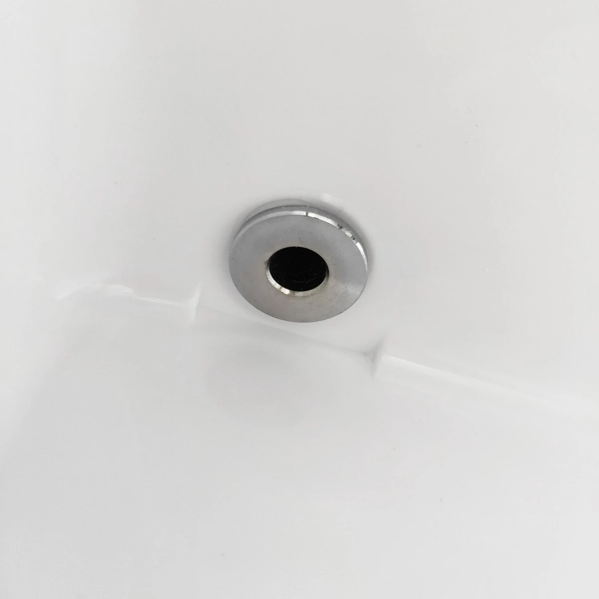 AXI Retro Cooler Rood - Koeler met wielen - 76L inhoud - Koelbox met aftapkraan AXI Retro Cooler Rood - Koeler Met Wielen - 76L Inhoud - Koelbox Met Aftapkraan -Bo-Camp Verkoop 1200x1200 1839