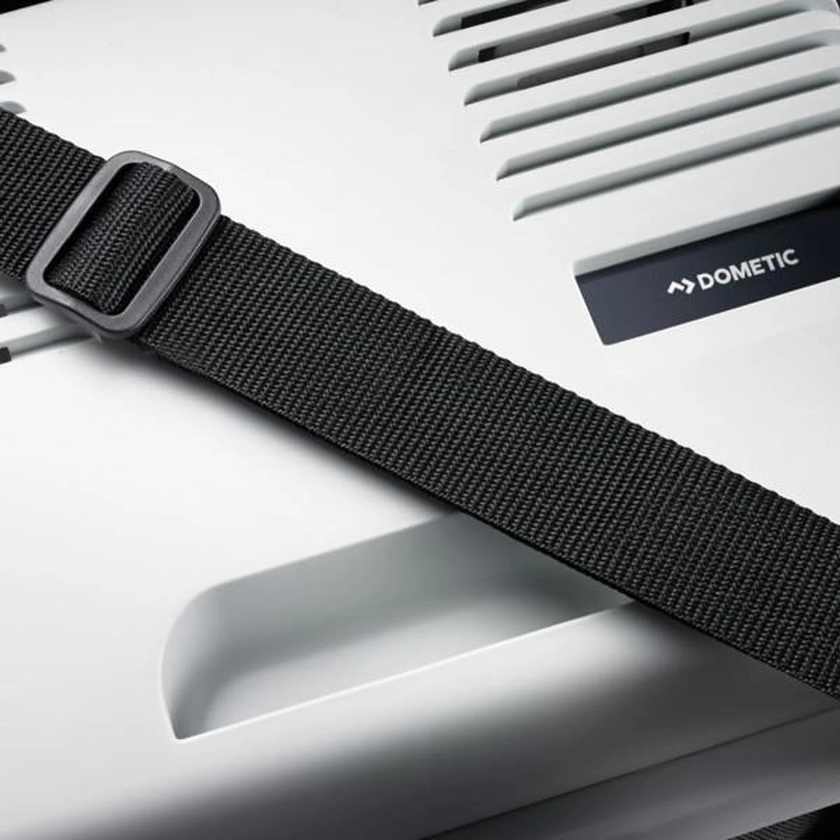 Dometic Bordbar AS 25 - Thermo-elektrische personenauto koelbox - 20 liter - 12v/230v Dometic Bordbar AS 25 - Thermo-elektrische Personenauto Koelbox - 20 Liter - 12v/230v -Bo-Camp Verkoop 1200x1200 1909