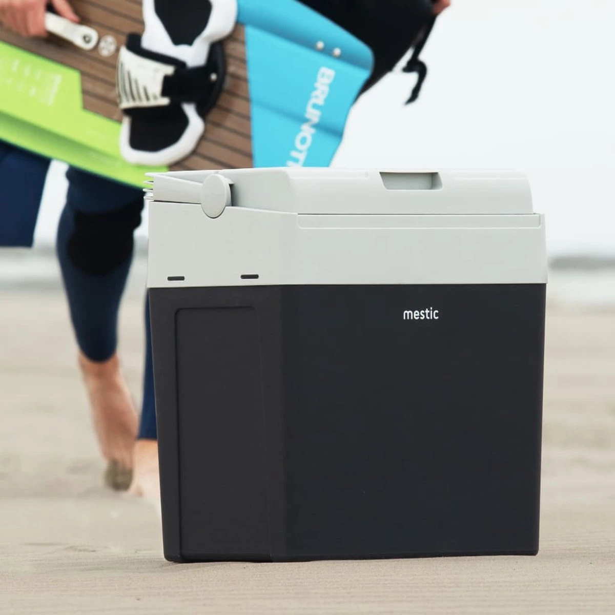 Mestic MTEC-28 Koelbox Thermo-elektrisch - AC/DC - 26L Mestic MTEC-28 Koelbox Thermo-elektrisch - AC/DC - 26L -Bo-Camp Verkoop 1200x1200 1912