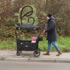 FableKids LEO X4Plus Opvouwbare Wagen Met Dak Fossil Grey -Bo-Camp Verkoop 1200x1200 1955