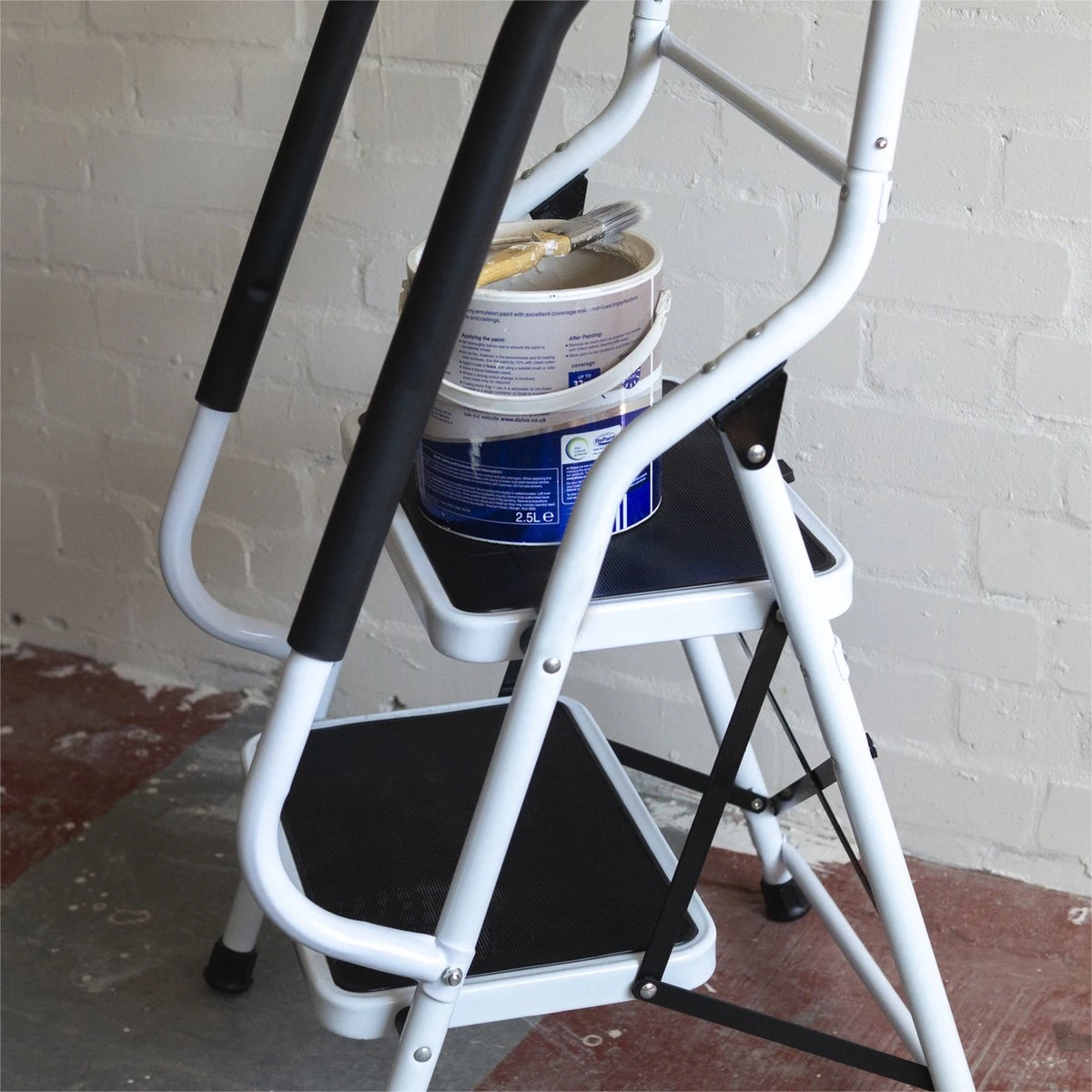 Aidapt opstapkruk met leuning - 2 treden Aidapt Opstapkruk Met Leuning - 2 Treden -Bo-Camp Verkoop 1200x1200 999