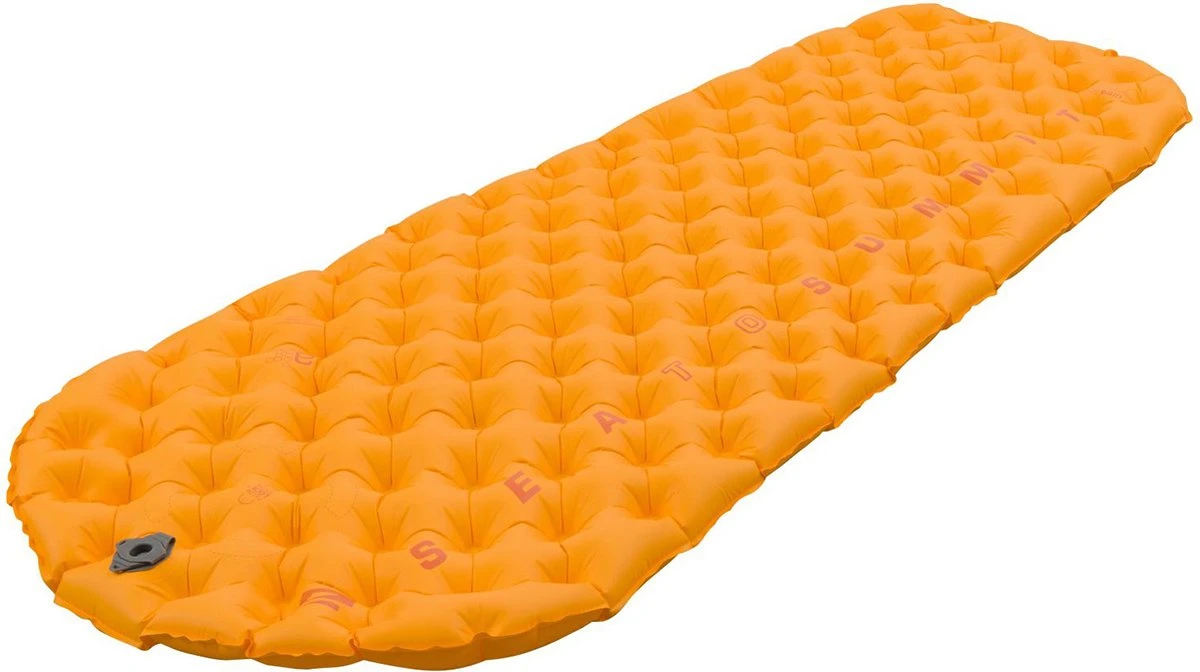 Sea to Summit UltraLight Insulated Regular Opblaasbare slaapmat - 5cm - 480g - Oranje Sea To Summit UltraLight Insulated Regular Opblaasbare Slaapmat - 5cm - 480g - Oranje -Bo-Camp Verkoop 1200x672 2