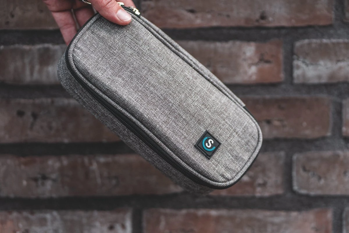 Smart Cool'R Diabetes tas - Diabetes Etui - Insuline Koeltas - Insuline Etui - Diabetes Tasje - Medische Koeltas voor Insulinespuit met 2 Ice Packs voor optimale temperatuur Smart Cool'R Diabetes Tas - Diabetes Etui - Insuline Koeltas - Insuline Etui - Diabetes Tasje - Medische Koeltas Voor Insulinespuit Met 2 Ice Packs Voor Optimale Temperatuur -Bo-Camp Verkoop 1200x800 180