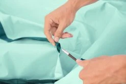 Bestway Strandtent - Pavillo - 2-Persoons - UV80 Zonbescherming - Incl. Tentharingen - Zandzakken Voor Stabiliteit - 200 X 120 X 95 CM -Bo-Camp Verkoop 1200x800 70