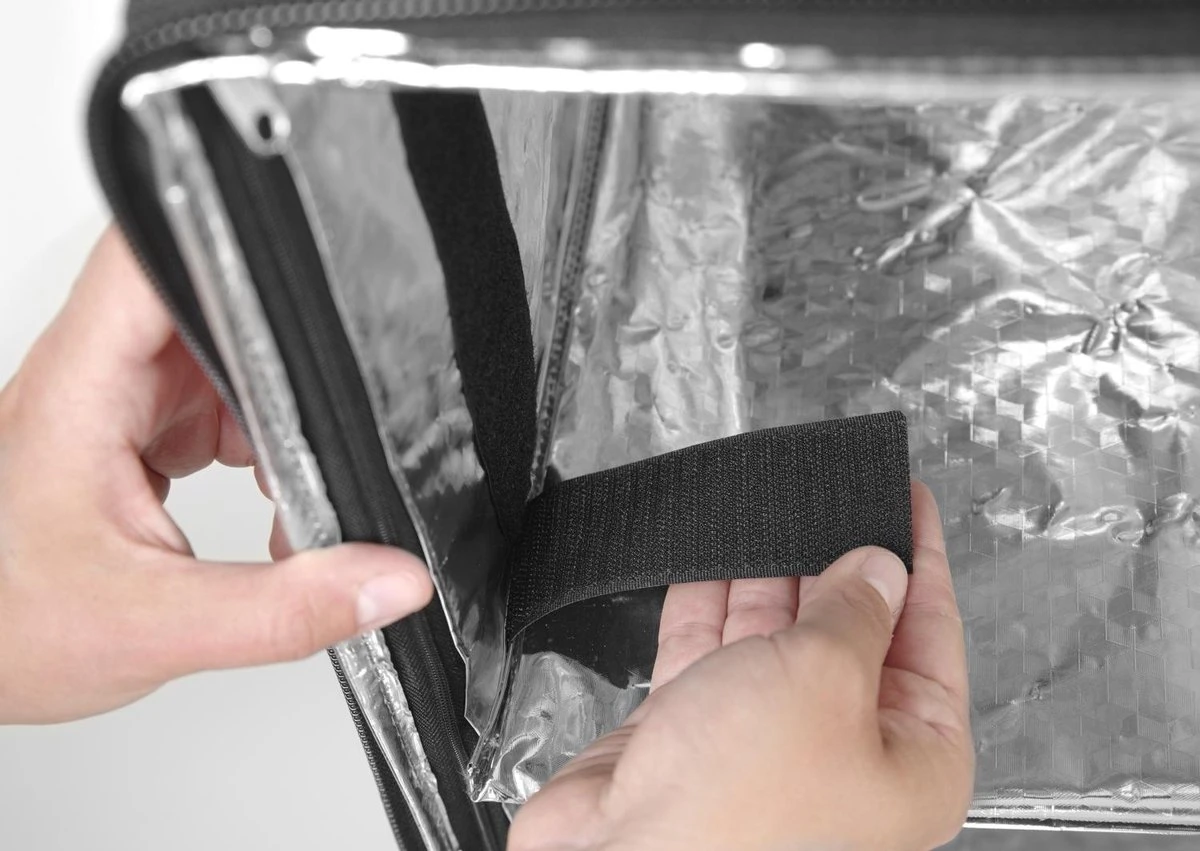 Hendi Pizza & Voedsel Bezorgrugtas Geïsoleerd - 41x41x(H)49cm Hendi Pizza & Voedsel Bezorgrugtas Geïsoleerd - 41x41x(H)49cm -Bo-Camp Verkoop 1200x851 3