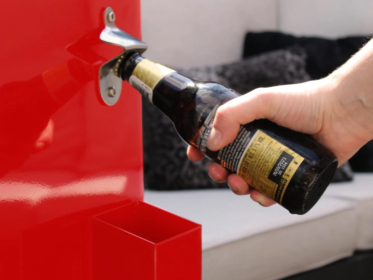 AXI Retro Cooler Rood - Koeler met wielen - 76L inhoud - Koelbox met aftapkraan AXI Retro Cooler Rood - Koeler Met Wielen - 76L Inhoud - Koelbox Met Aftapkraan -Bo-Camp Verkoop 1200x900 81