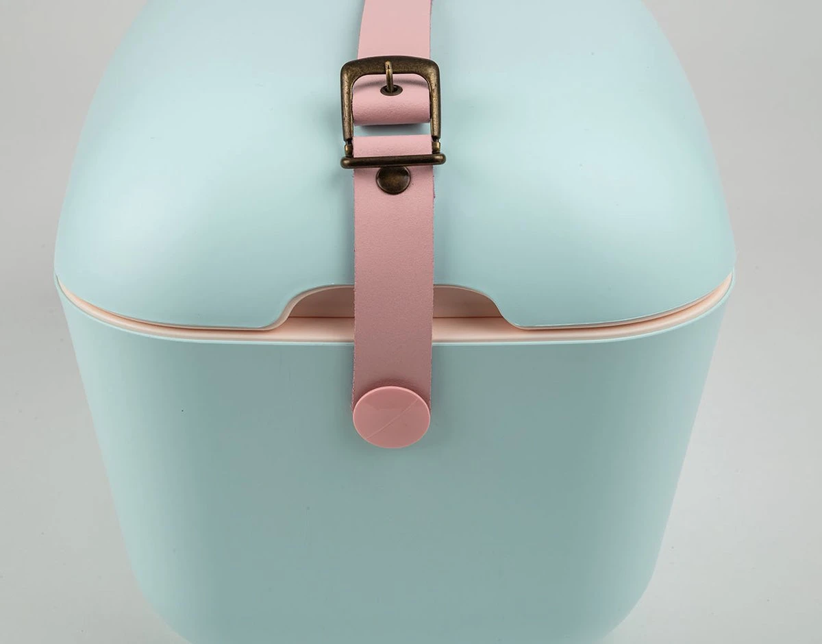 Polarbox Koelbox met Schouderband - Pop Blauw - 20 Liter - 45x30x(H)27cm Polarbox Koelbox Met Schouderband - Pop Blauw - 20 Liter - 45x30x(H)27cm -Bo-Camp Verkoop 1200x940 7