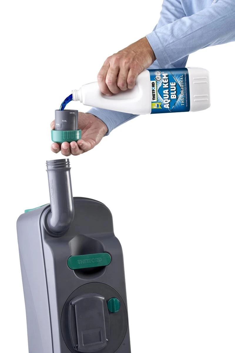 Thetford Aqua Kem Blue - 2L Thetford Aqua Kem Blue - 2L -Bo-Camp Verkoop 800x1200 13