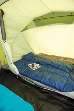 Coleman Bering 4 Vis-a-Vis Tent - Familietent - 4-Persoons - Groen 3 Coleman Bering 4 Vis-a-Vis Tent - Familietent - 4-Persoons - Groen -Bo-Camp Verkoop 801x1200 1
