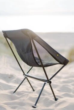 NOMAD® Campingstoel Compact | Ultra Lichtgewicht | Gemakkelijk Meenemen | Supersterk | Comfortabel | Snel Op Te Zetten -Bo-Camp Verkoop 810x1200