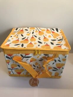 Kleine Lunch/sixpack Koeltas - Boterbloem Print - 20 X 30 Cm - 12 L 8 Kleine Lunch/sixpack Koeltas - Boterbloem Print - 20 X 30 Cm - 12 L -Bo-Camp Verkoop 899x1200 9