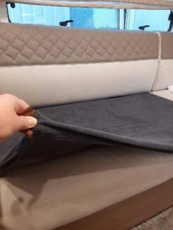 Bankhoes Voor Camper / Mobilhome / Caravan Carré Stretch Badstofhoes Per Stuk Kleur Antraciet Universeel Model -Bo-Camp Verkoop 900x1200 2